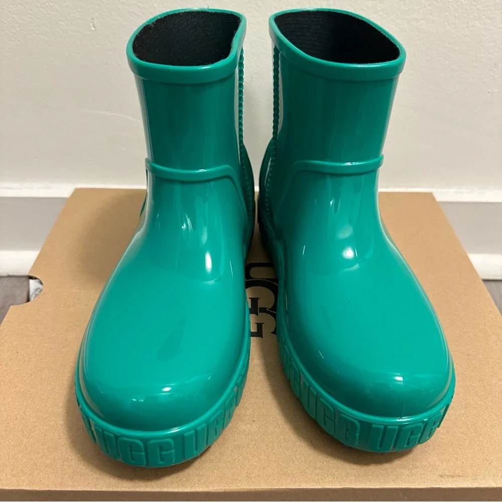 UGG new drizlita